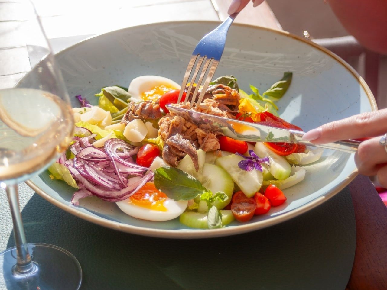 Tavolo-restaurant-Monaco-summer-menu-salade-niçoise