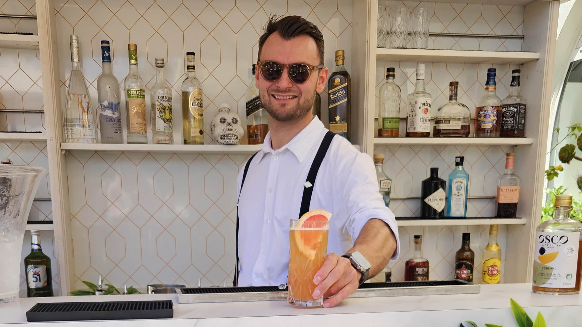 The-Summer-BAR-Columbus-Hotel-Monte-Carlo